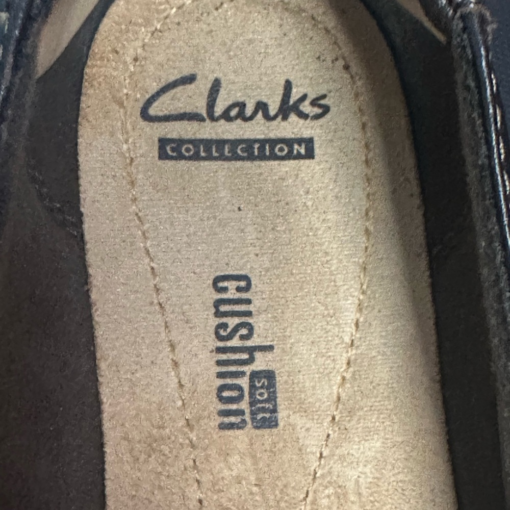 Clarks Collection Soft Cushion Brown Leather Slip-On Shows Size 9 - Picture 5 of 6